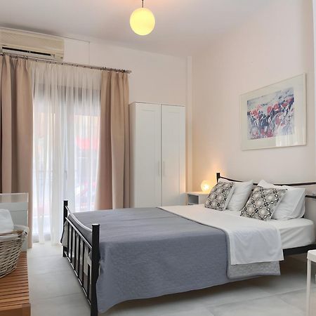 סארטי Almira Studios מראה חיצוני תמונה