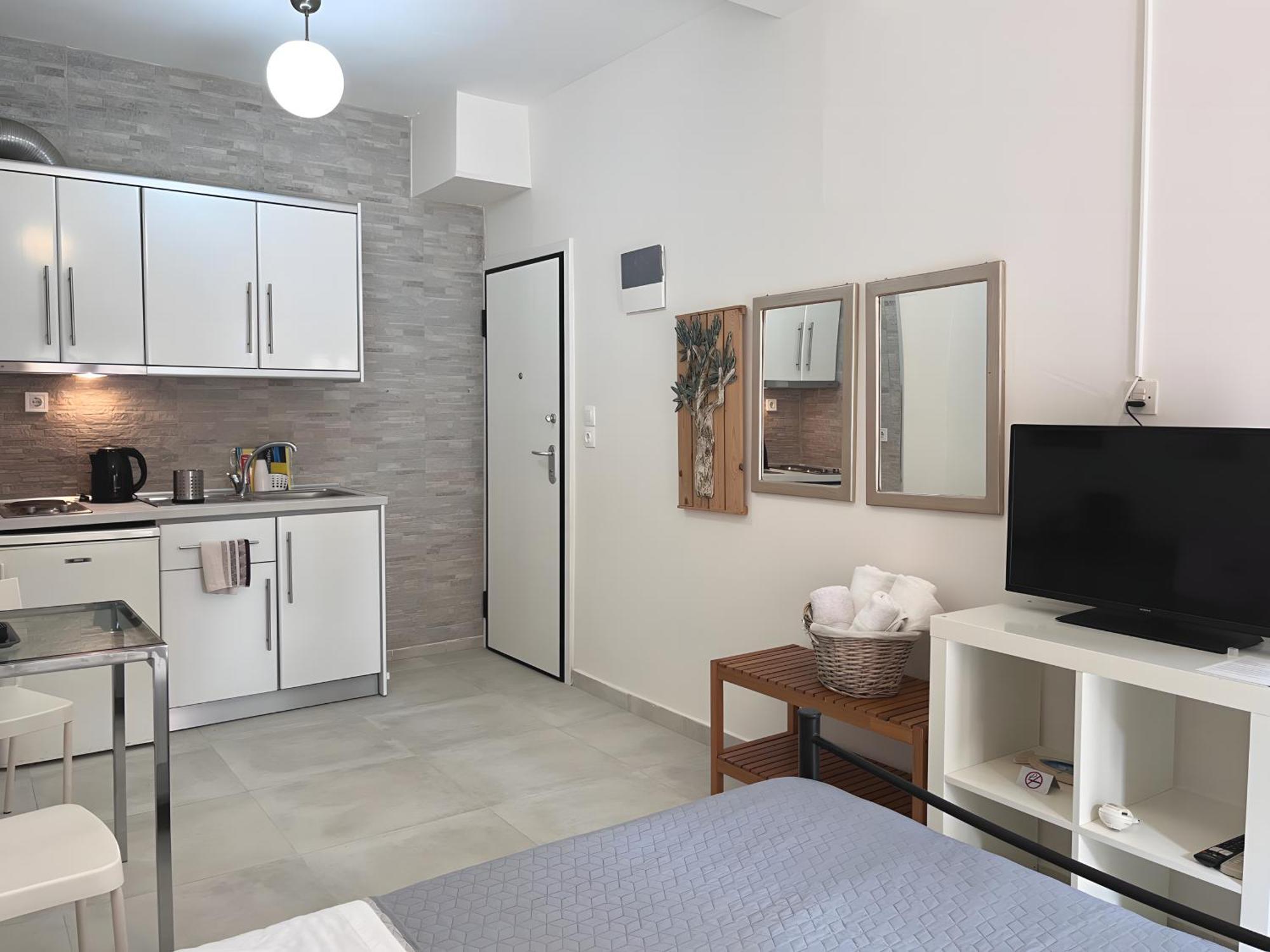 סארטי Almira Studios מראה חיצוני תמונה
